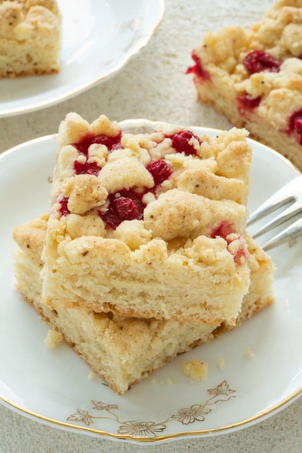 Simple Vegan Streusel Coffee Cake