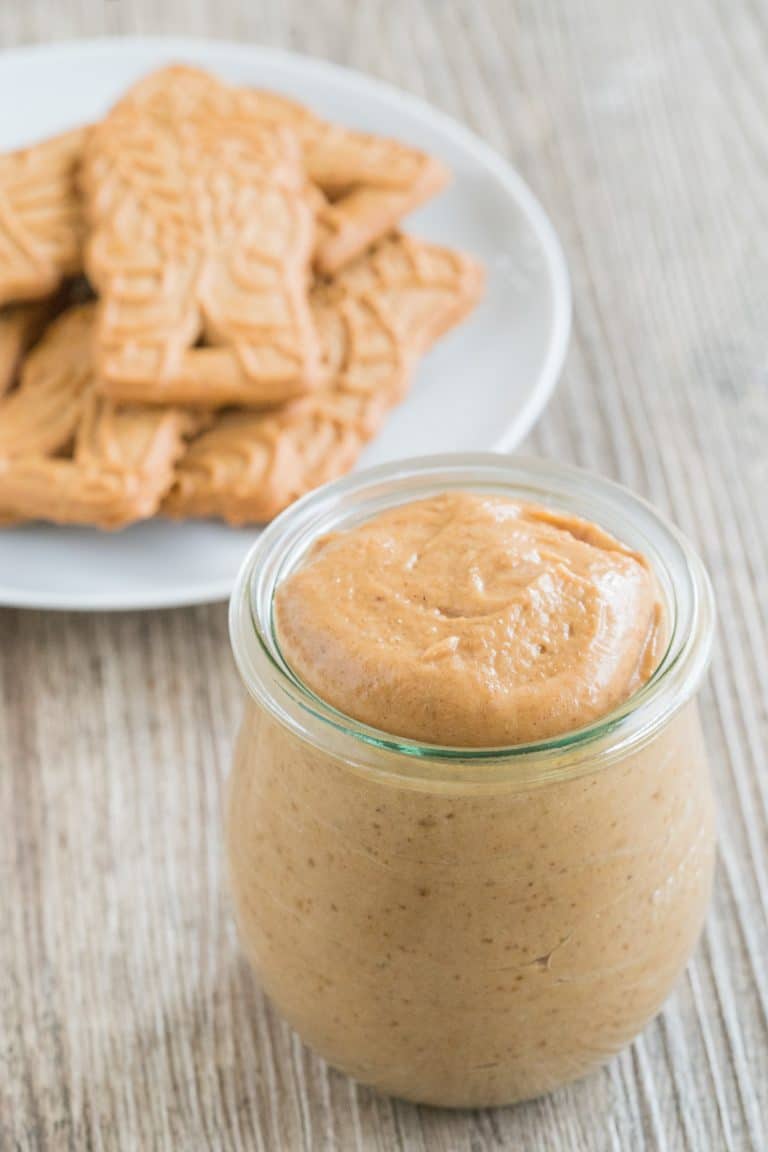 Easy Homemade Speculoos Cream