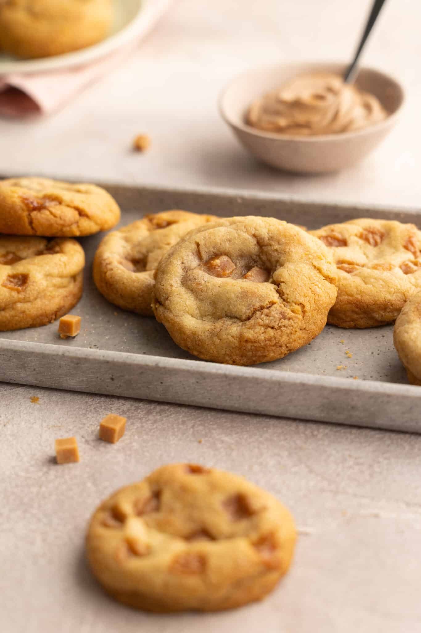 cookies-with-caramel-chunks