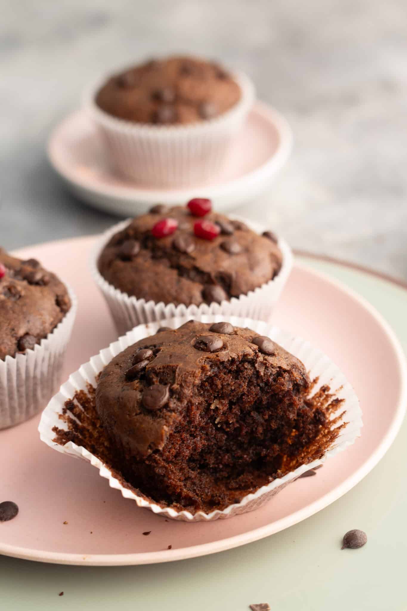 moist-easy-and-quick-vegan-chocolate-muffins